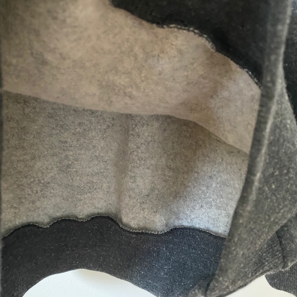 Forever 21 Men's Gray Heathered Cowl Neck Sweater - Picture 5 of 5